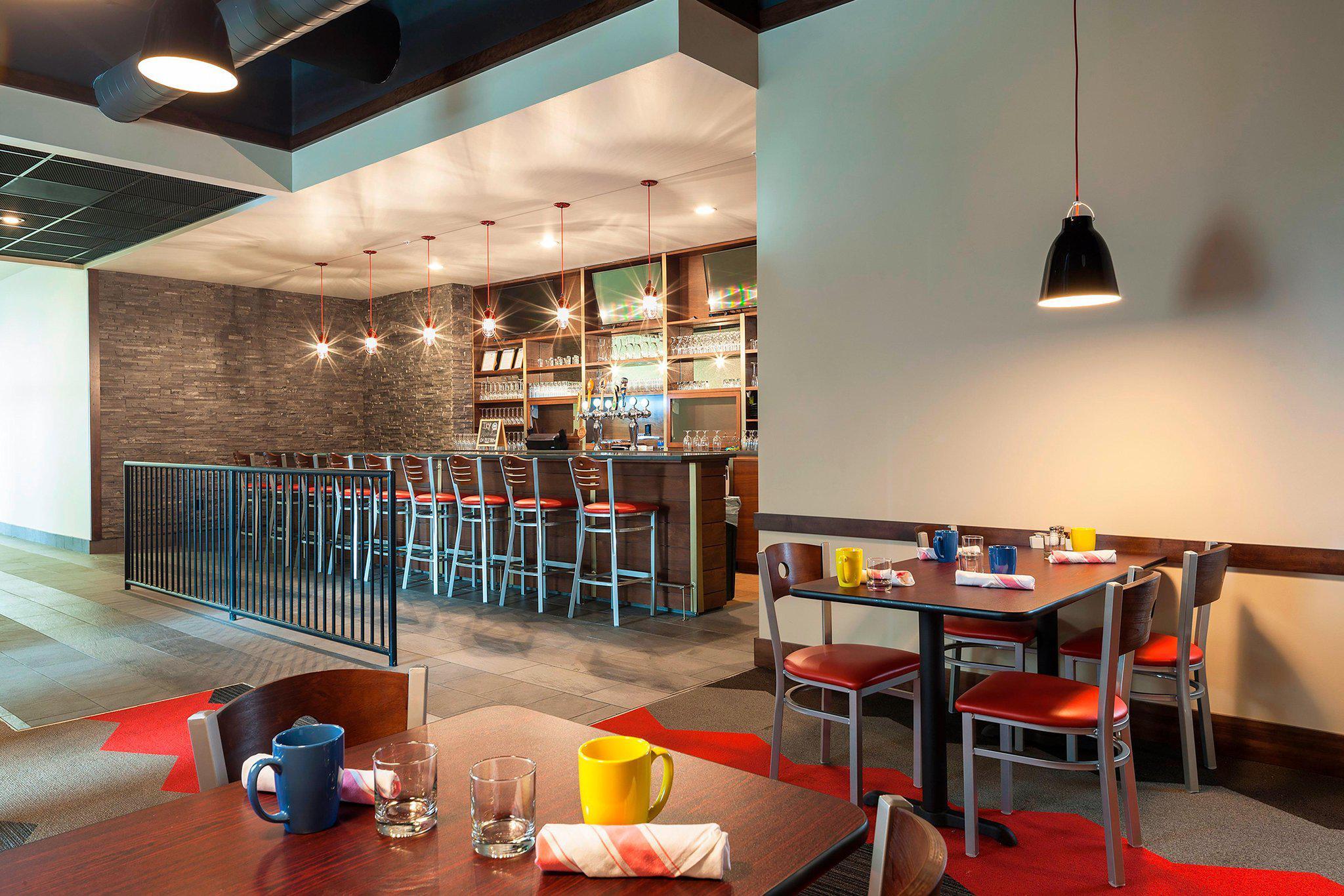 西雅图机场南福朋喜来登酒店 德梅因 外观 照片